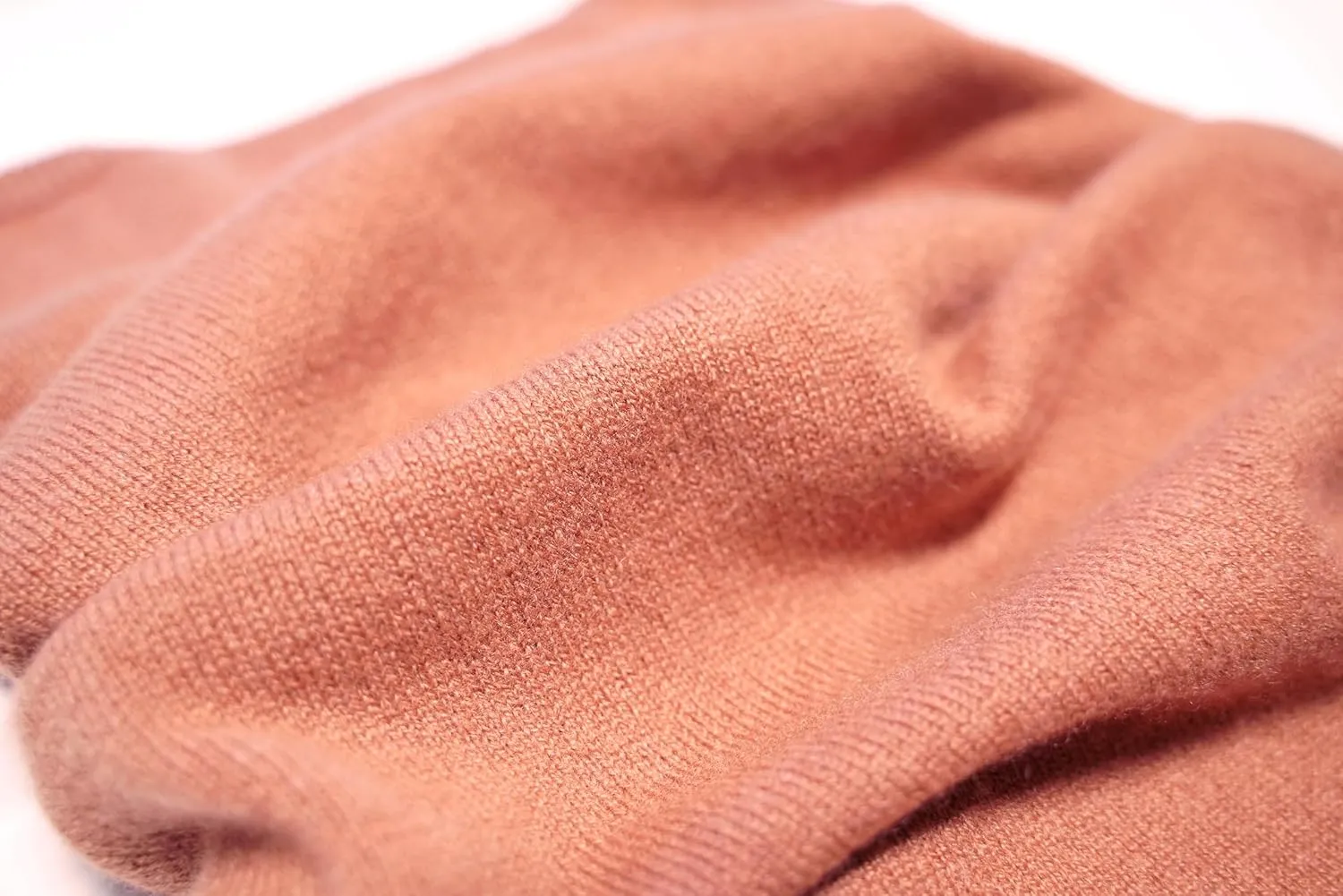 100% Cashmere Knitted Neck Gaiter Neck Warmer Loop Scarf for Men and Women.
