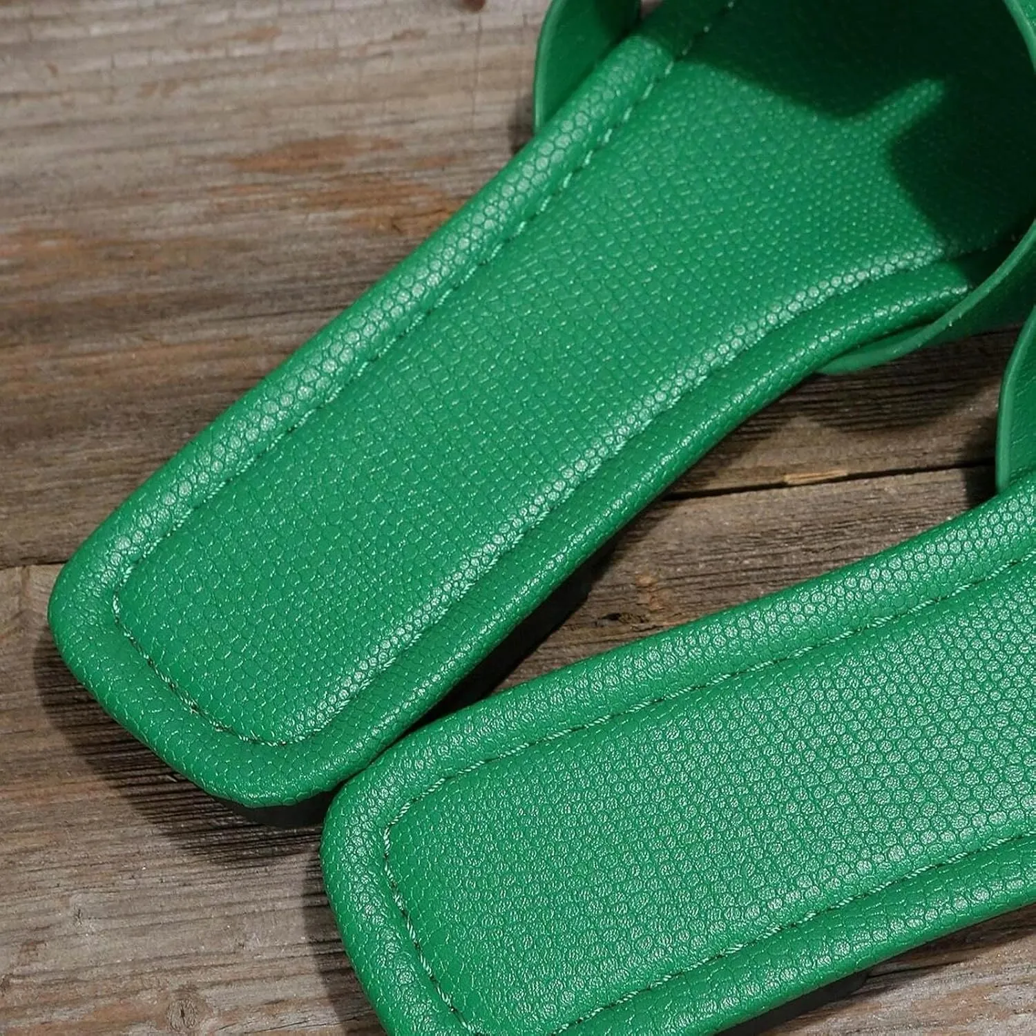 2025 Square Neck Stylish Slipper for Women Casual Summer Slip on Sandals Trendy Solid Business Slide Pu Sandal