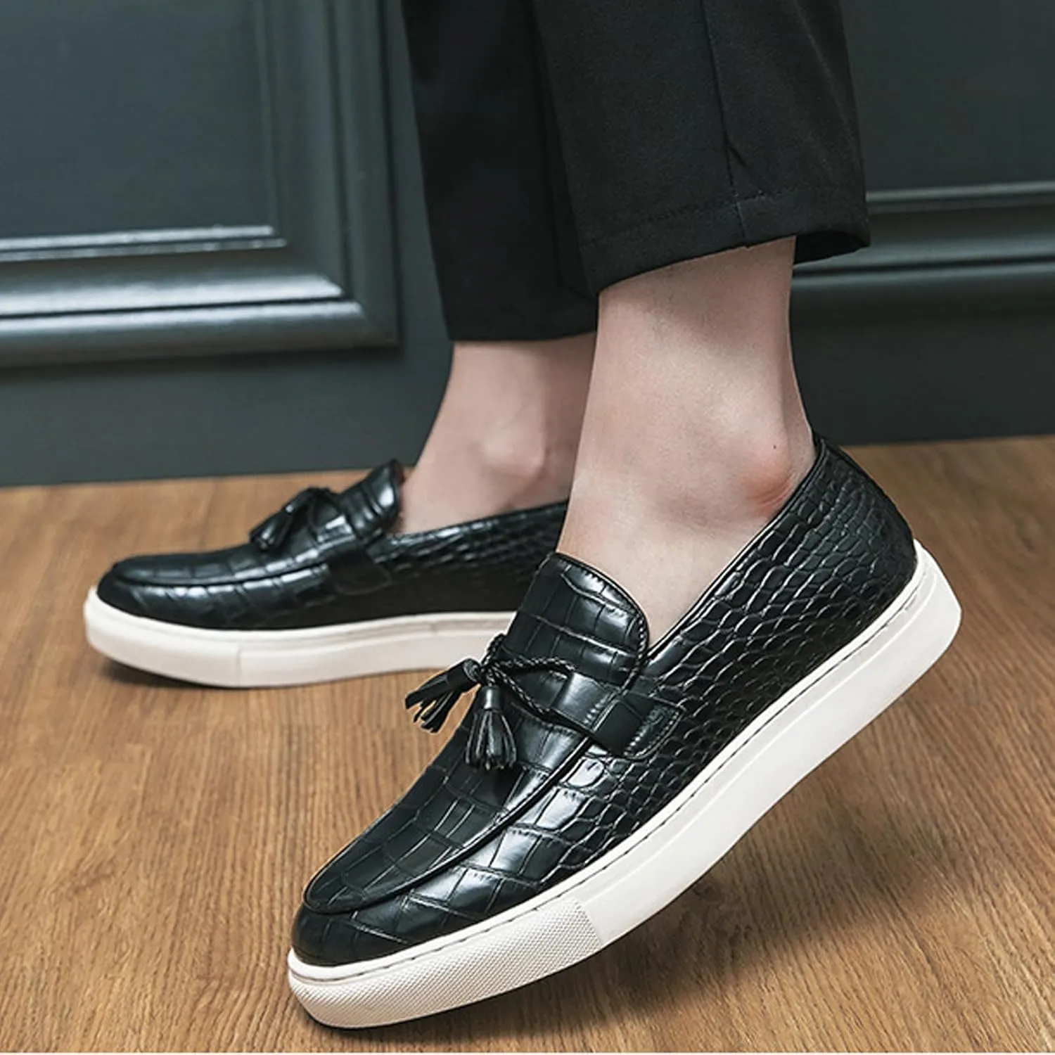 Aceptolcom Men's Crocodile Pattern Leather Shoes Tassel Loafers,Fashion Causal Business Luxury Non-Slip Slip On Dress Shoes Penny Loafers