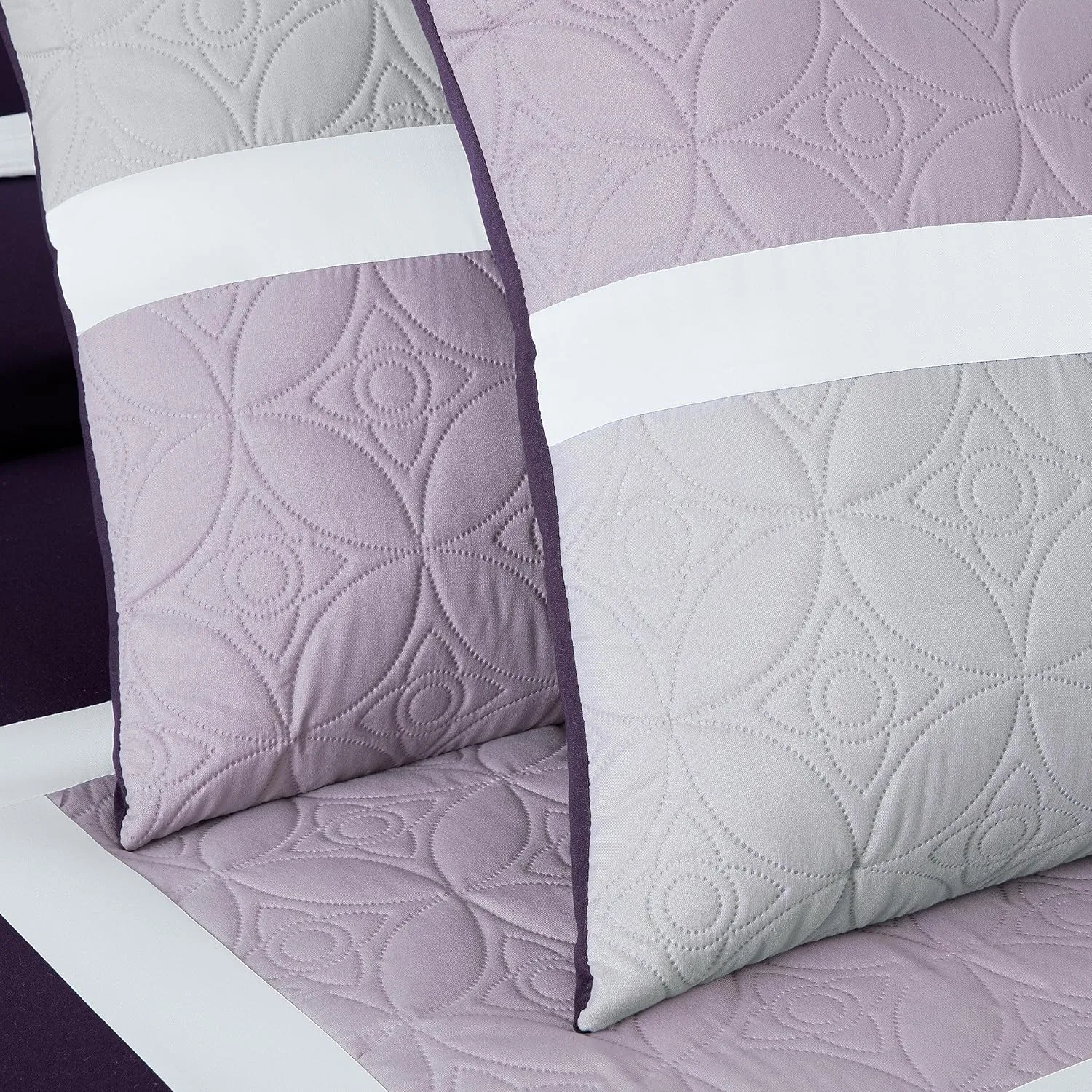 Chezmoi Collection Bernard 7-Piece Queen Bed in a Bag Comforter Set with Sheets - Lightweight Comforter Lavender Purple Gray Patchwork Quilted Medallion Bedding Set for All Season