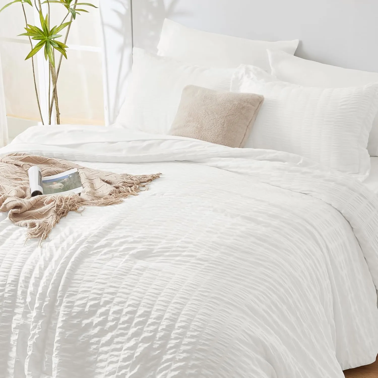 CozyLux Full Bed in a Bag White Seersucker Comforter Set - 7-Piece All Season Bedding with Comforter, Pillow Sham, Flat Sheet, Fitted Sheet and Pillowcase