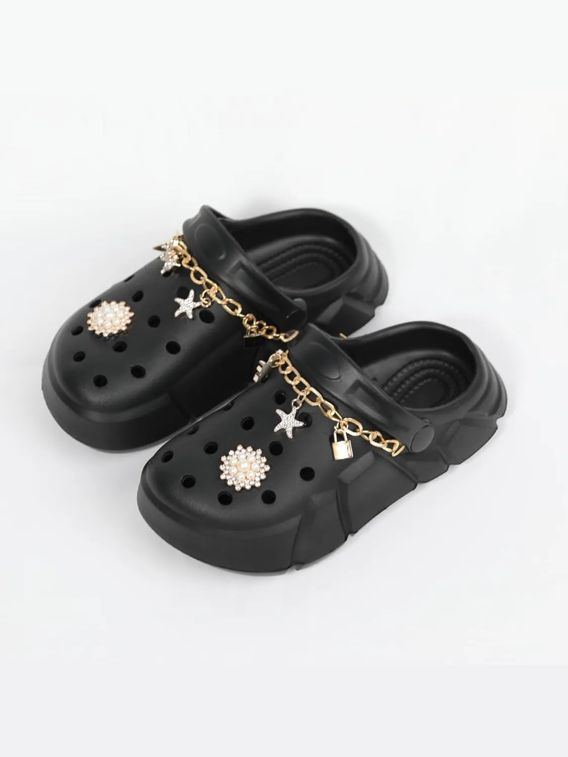 Cute Butterfly-Themed Lightweight Girls' Clogs, Platform Soft Sole Closed Toe EVA Home Garden Clog Shoes, Two-Way Wear Breathable Beach Clogs, Trendy Non-Slip Slip-On Sandals for Outdoor Indoor