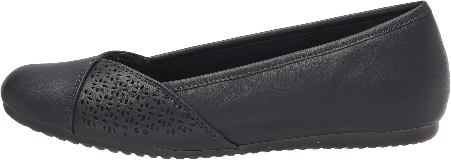 Easy Street Women's Ballet Flat
