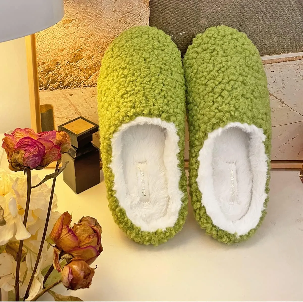 Fuzzy Curly House Slippers for Women With Memory Foam, Winter Cozy Lightweight Washable Ladies Slippers for Indoor Rubber Sole Slip on