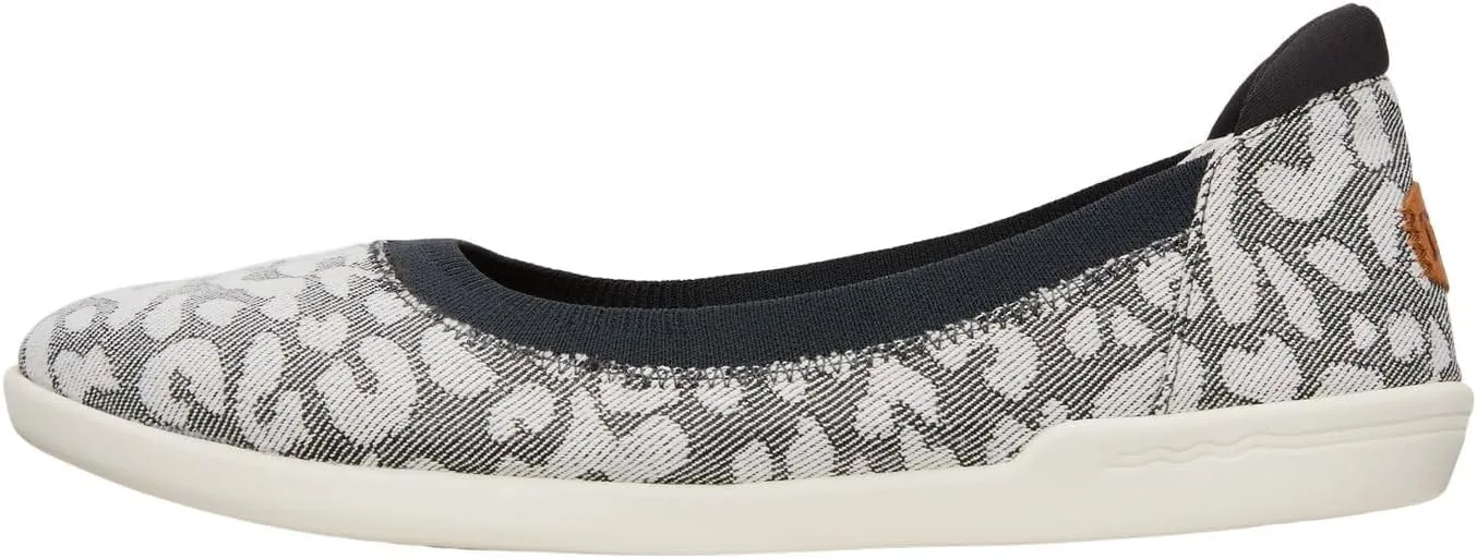 Hey Dude Women's Savannah Slip Sneaker