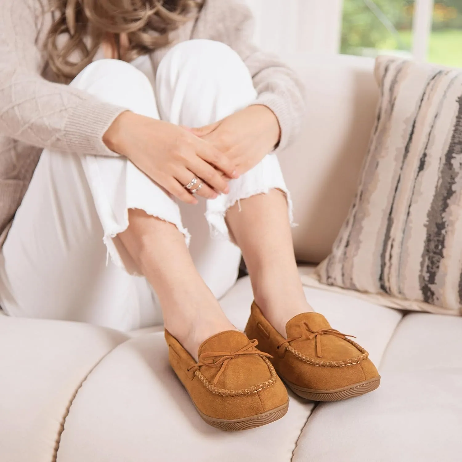HomeTop Women's Moccasins House Slippers Indoor Outdoor Suede Faux Fur Rubber Sole Memory Foam House Shoes Sizes Breathable Microsuede Soft Home Slippers