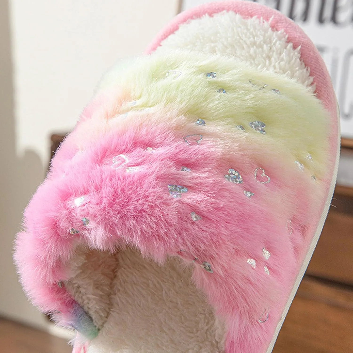 JadeRich Women's Fuzzy Tie Dye Open Toe Slippers Fluffy Faux Fur Slip on Plush Home Slides Sandals for Indoor Outdoor