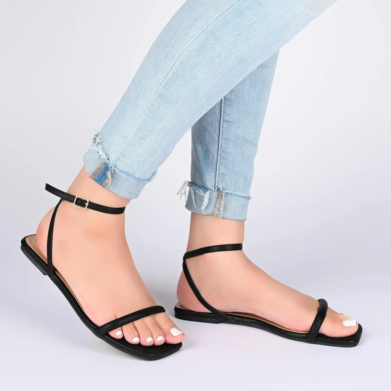 Journee Collection Women's Veena Flat Sandal