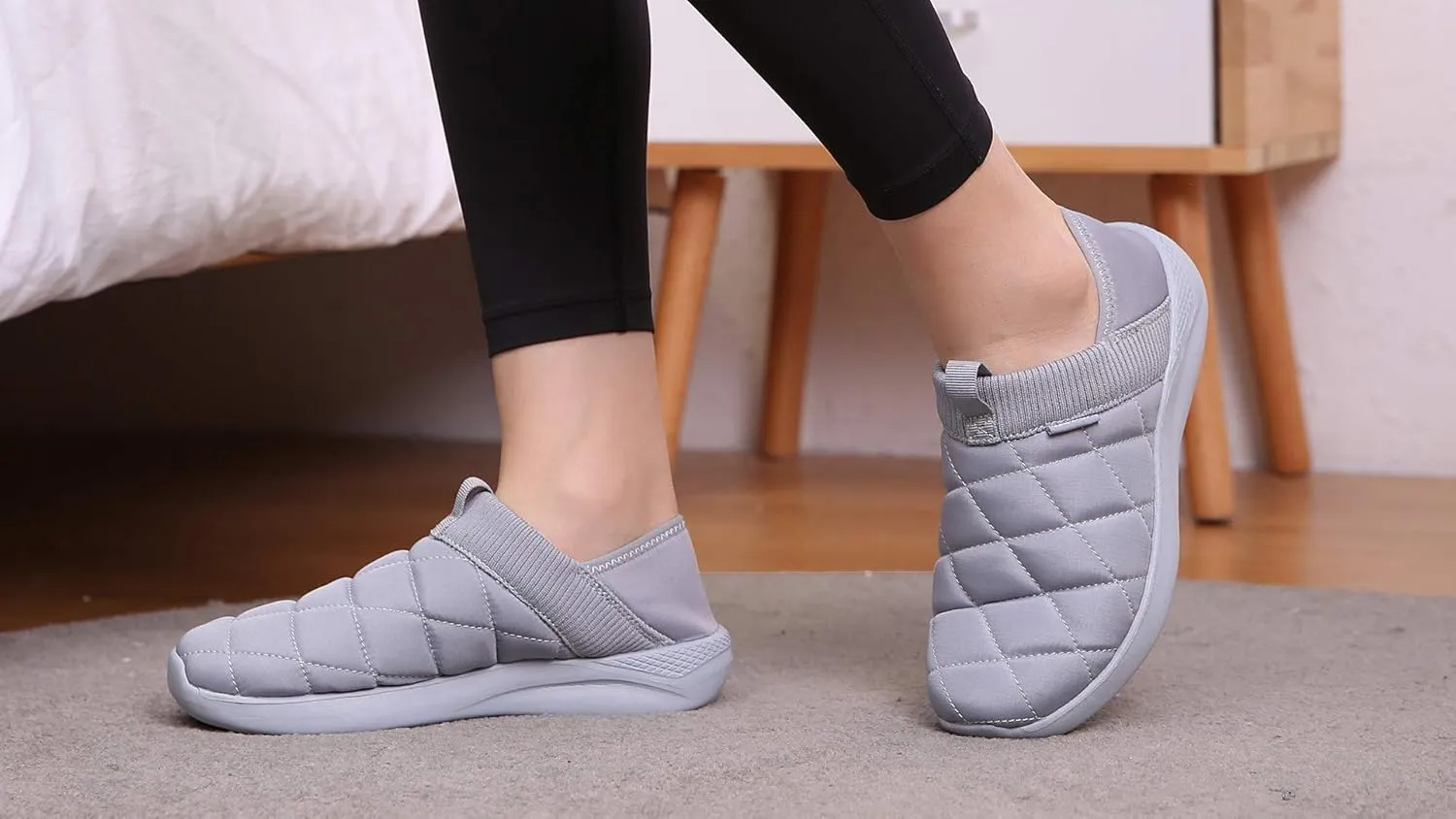 KUBUA Slippers for Men and Womens Indoor House Shoes Plush Slip on Outdoor Garden Loafers