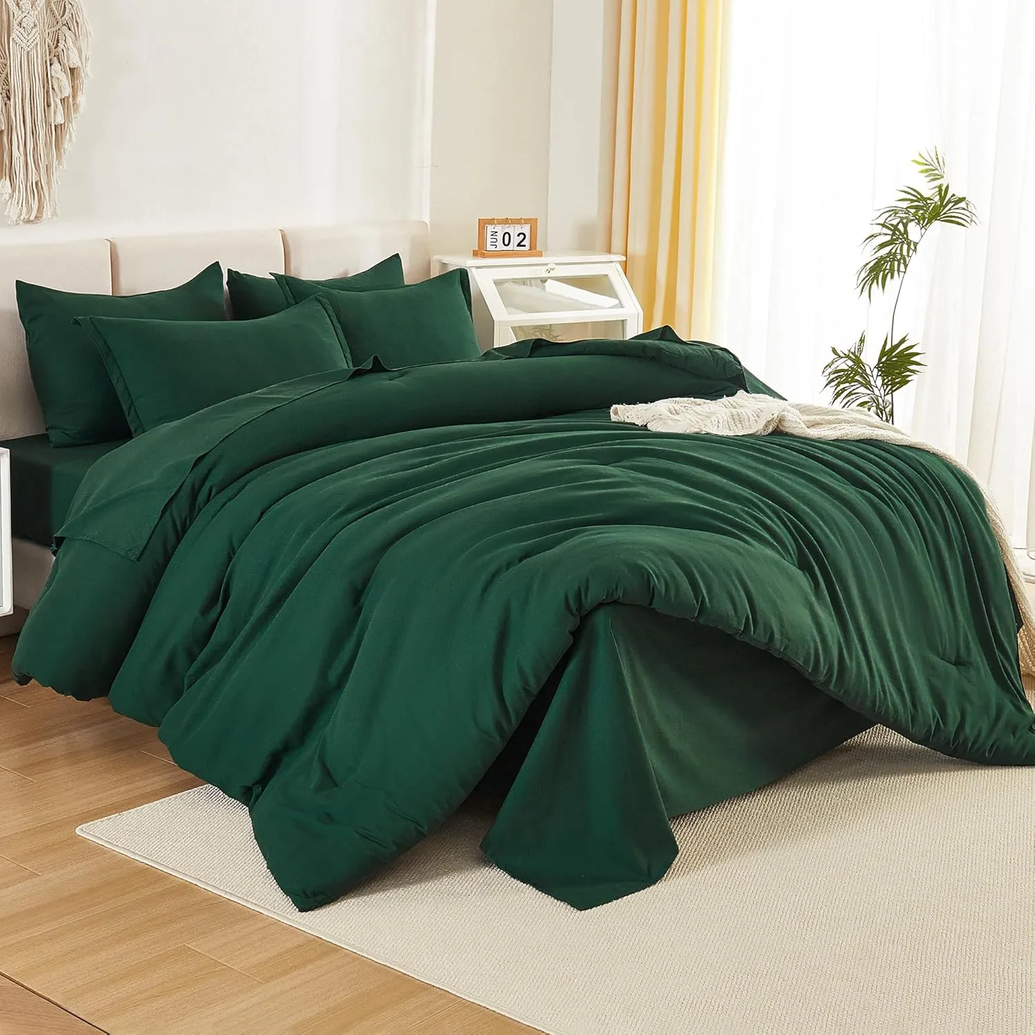 Litanika King Size Comforter Set Dark Emerald Green - 7 Pieces Bed in a Bag King Beddding Comforter Sets, Solid Lightweight Bed Set with Comforter, Sheets, Pillowcases & Shams