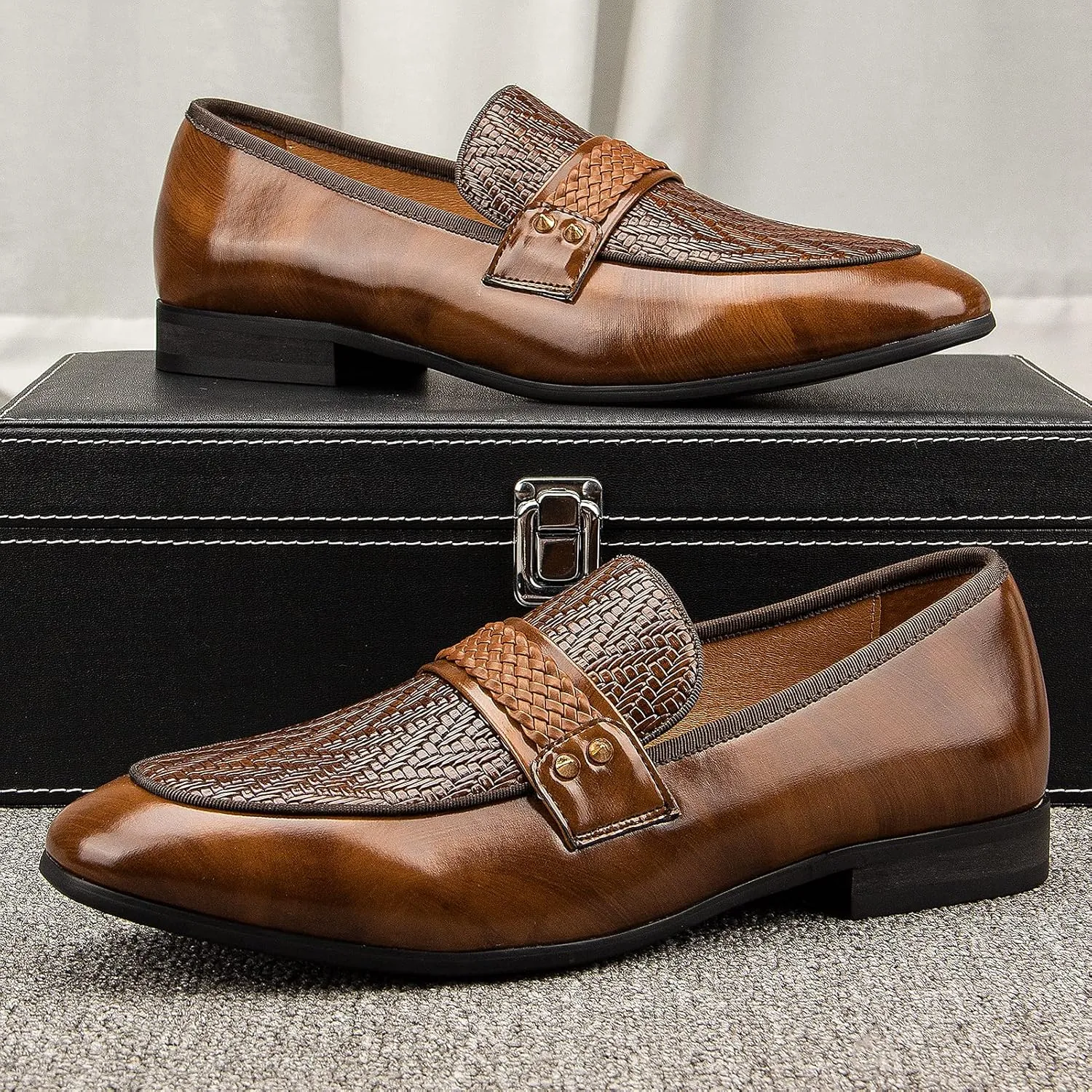 Meijiana Men's Loafers Lightweight Slip-On Moccasins Stylish Dress Shoes Breathable Tassels Loafers