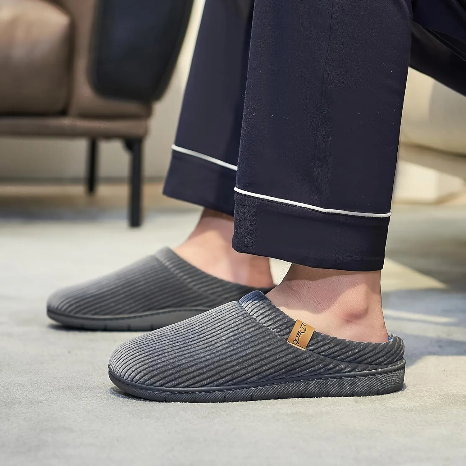 Men's Two-Tone Slippers with Arch Support Slip-On Warm House Shoes Cozy Memory Foam Indoor/Outdoor Breathable Slipper