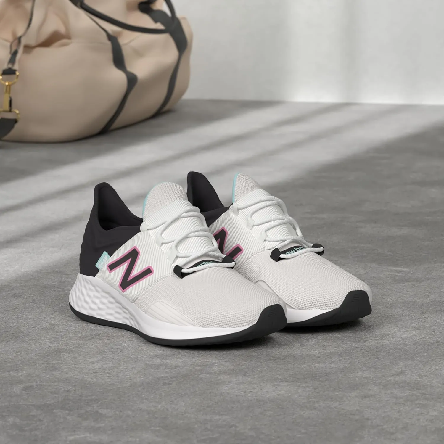 New Balance Women's Fresh Foam ROAV V1 Sneaker