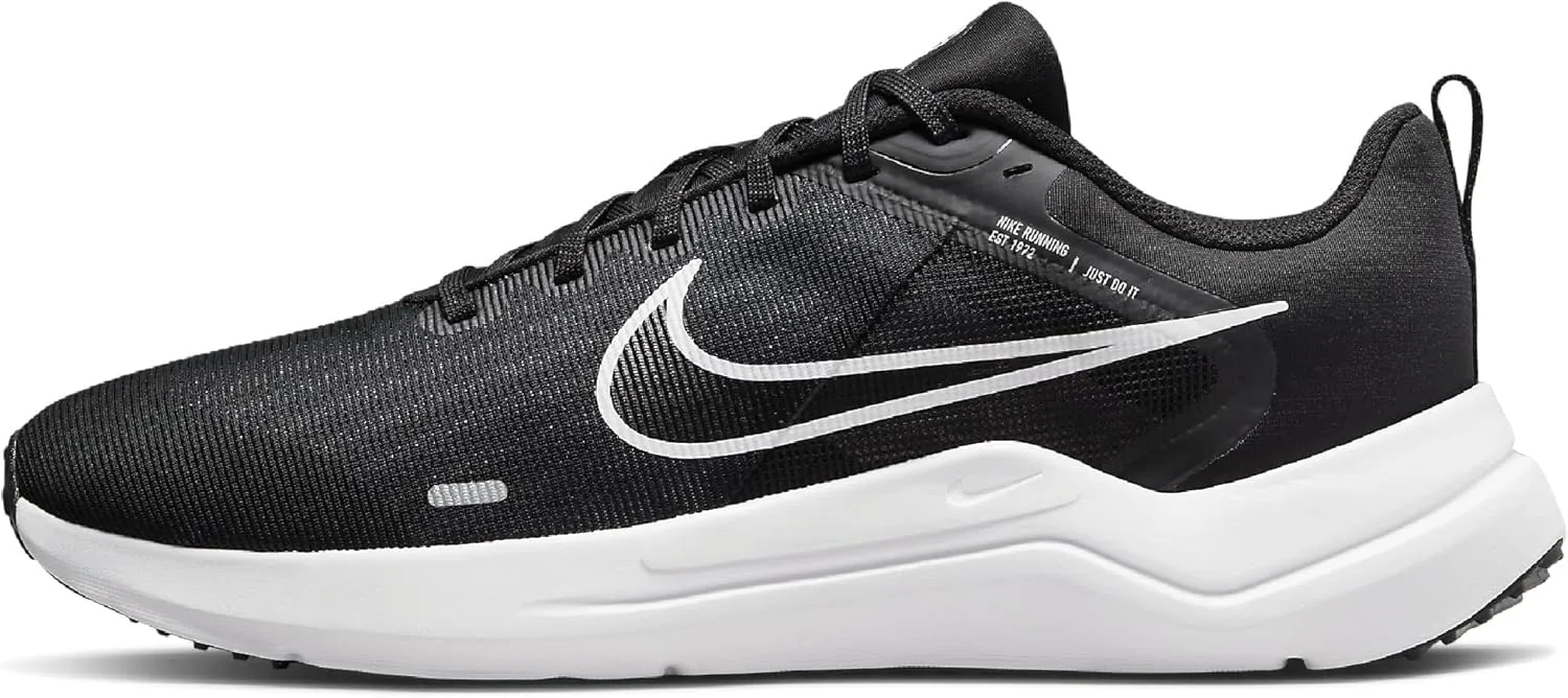 Nike Men's Downshifter Sneaker