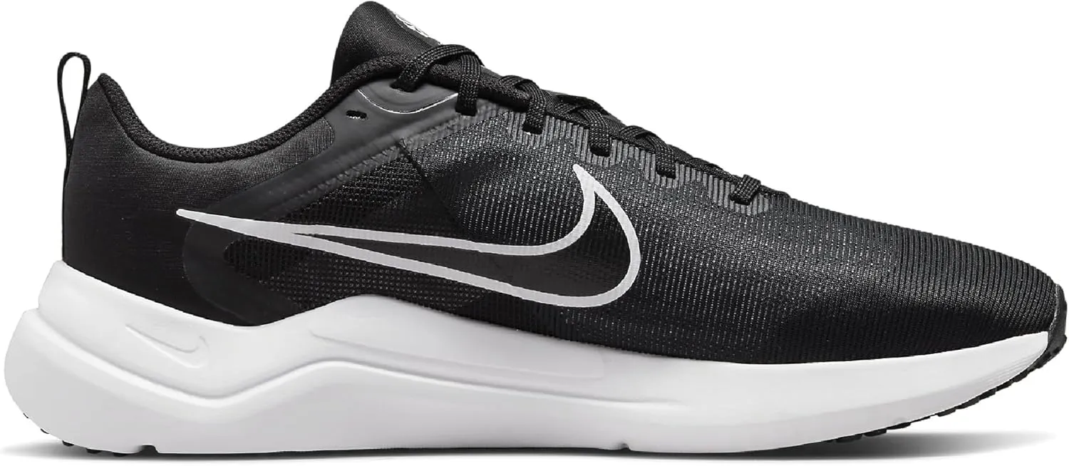 Nike Men's Downshifter Sneaker