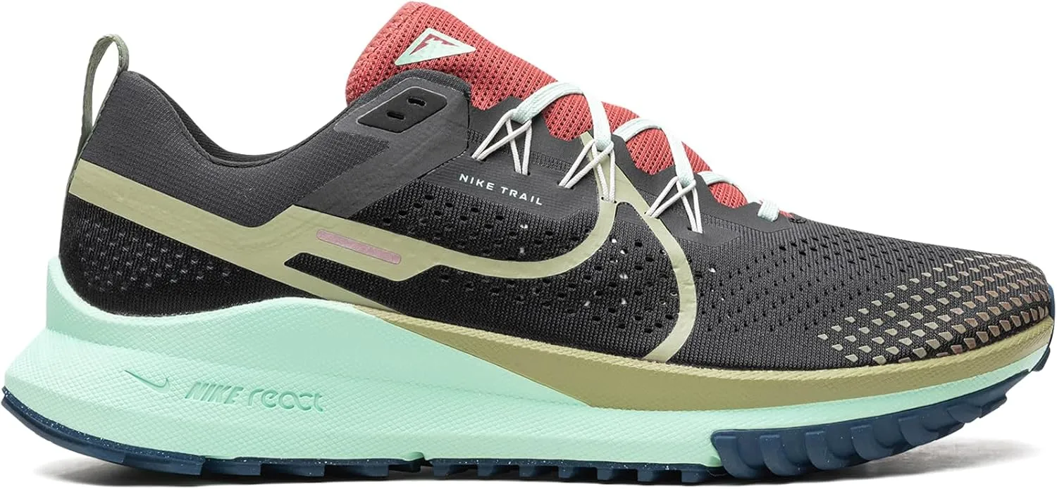 Nike Men's Sneaker, 7.5 US