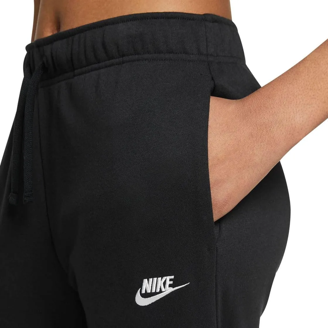 Nike Women's Sporty