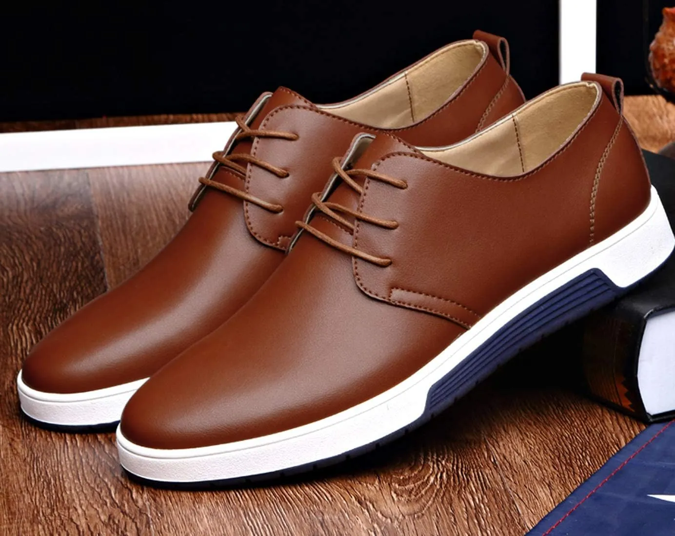 Santimon Men's Casual Oxford Shoes Breathable Leather Flat Fashion Sneakers Sandals