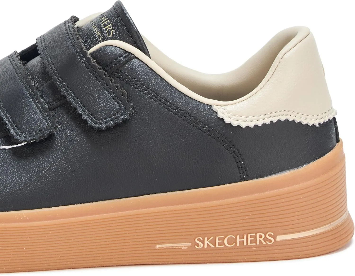 Skechers Women's Hiland-Perfect Trio Sneaker