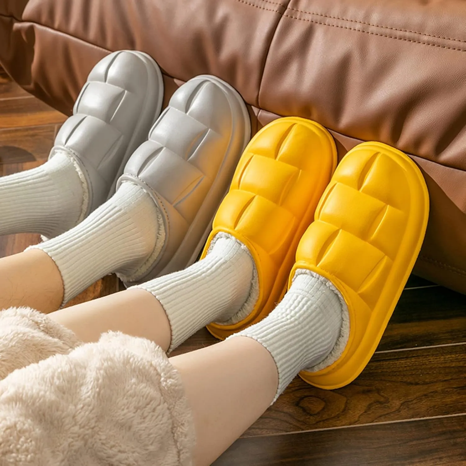 Slippers for Men Bedroom Shoes Cozy Fuzzy Plush Fleece Lined Male Winter Slippers with Arch Support Comfortble Loafer Slippers