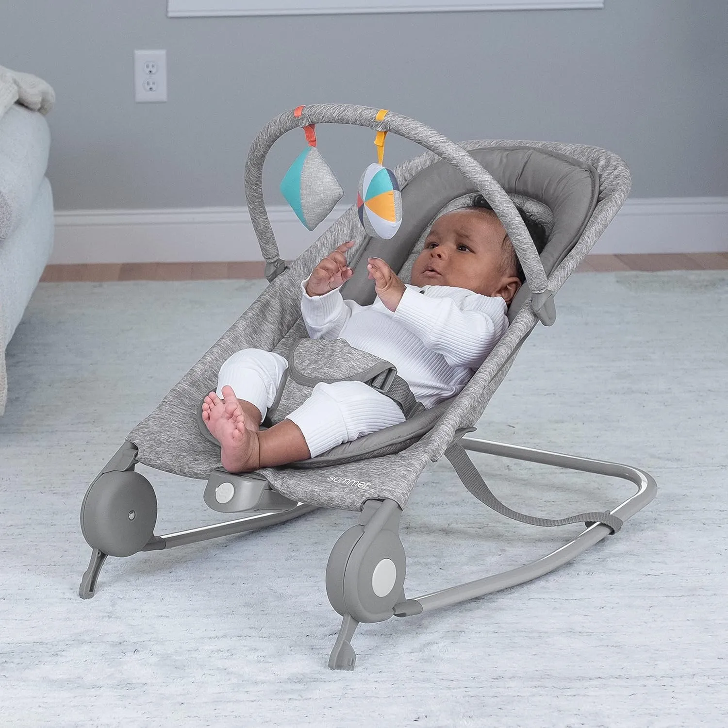 Summer Infant 2-in-1 Bouncer & Rocker Duo (Light Gray Tweed) Convenient and Portable Rocker and Bouncer for Babies Includes Soft Toys and Soothing Vibrations
