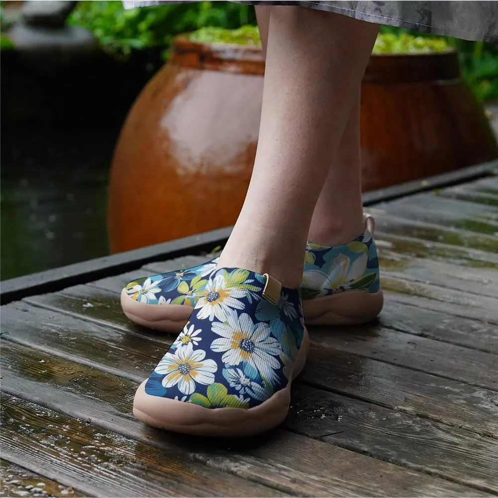 Women's Slip-On Shoes Comfortable Breathable Knit Casual Footwear Painted Travel Loafers Flowers Stylish