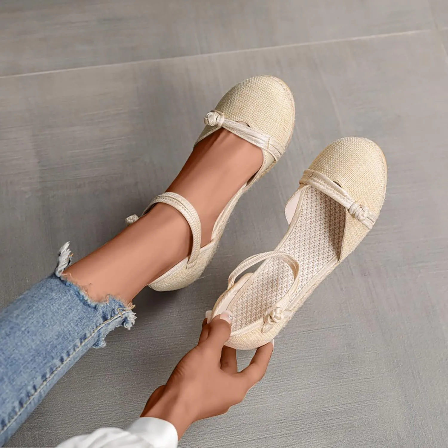 Women's Solid Textured Wedge Sandals Chinese Style Buckle Braided Shoe Closed Toe Summer High Heels Elegant Sandal