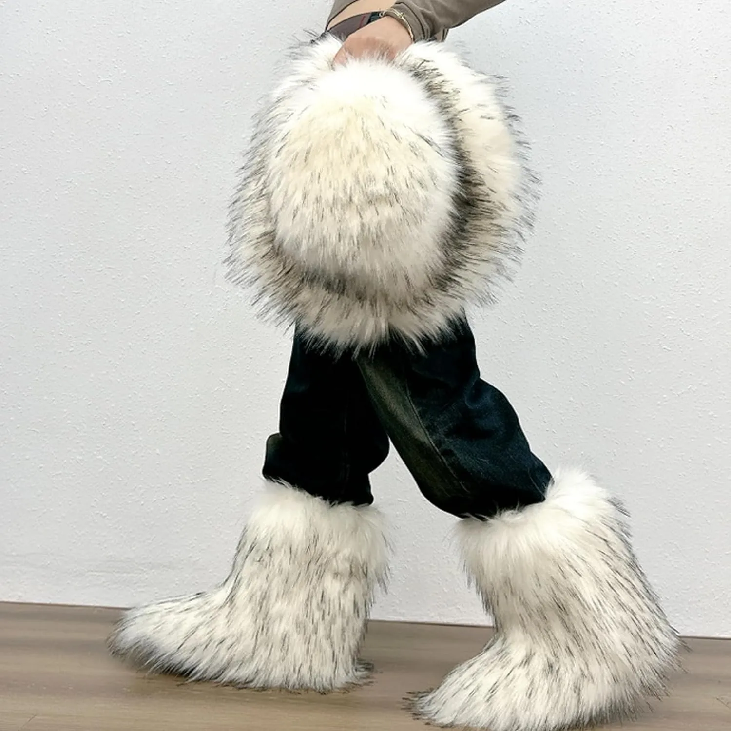 YXCFEWD Fur Boots for Women Winter Fluffy Furry Boots for Girls Flat Heel Snow Boots