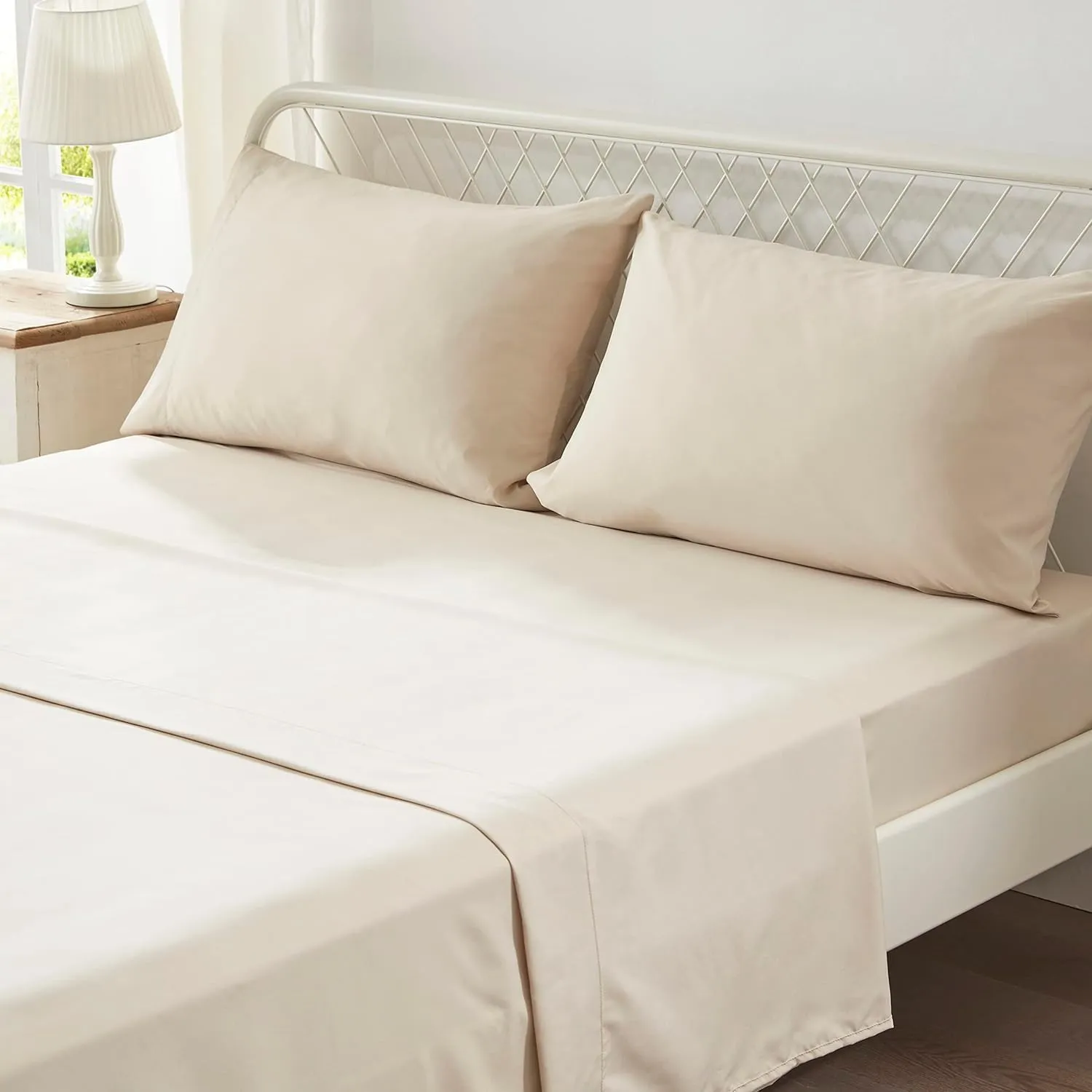 Zzlpp Queen Comforter Set 7 Pieces, Beige Seersucker Bed in a Bag with Comforter and Sheets, All Season Bedding Sets with 1 Comforter, 2 Pillow Shams, 2 Pillowcases, 1 Sheet